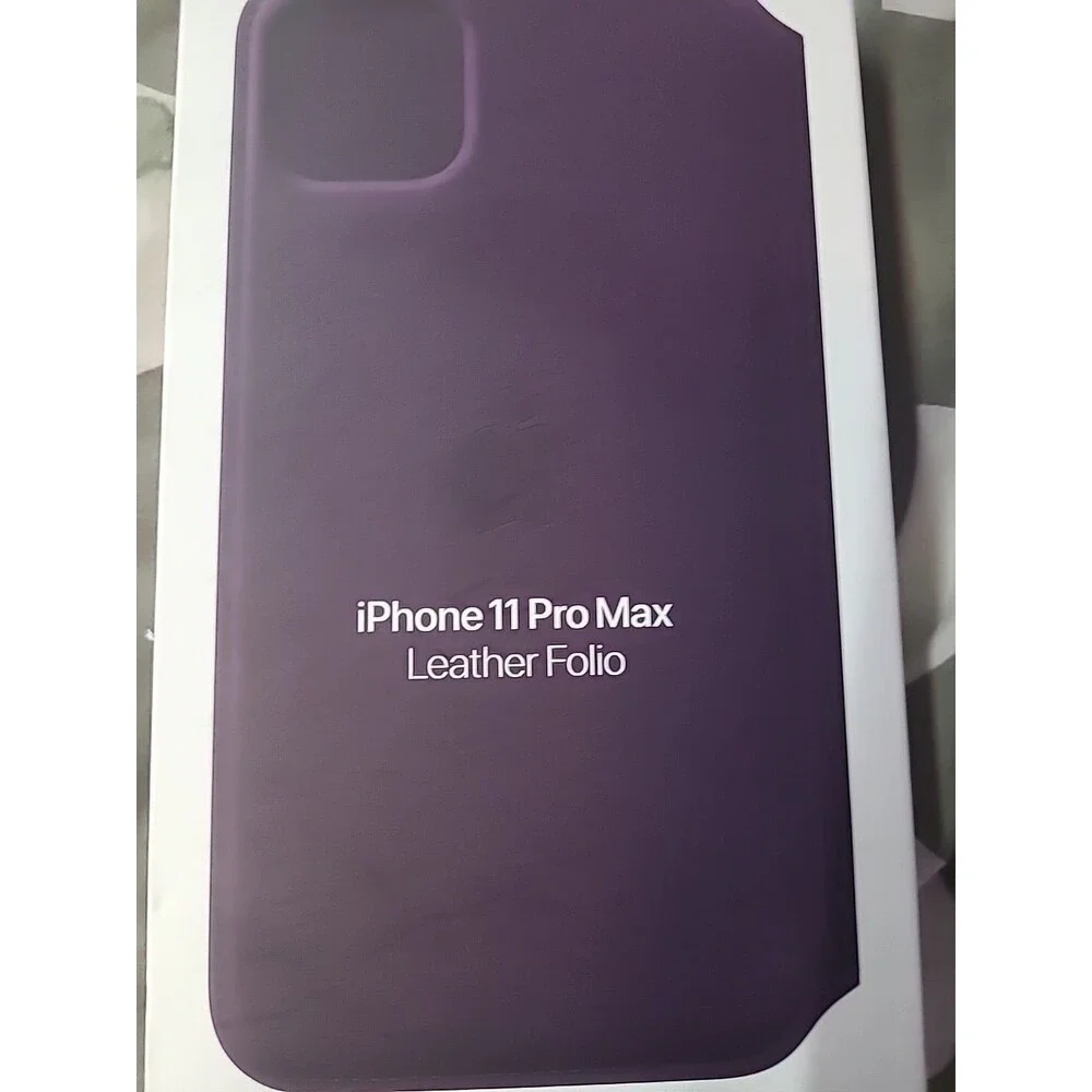 Apple Leather Folio for iPhone 11 Pro Max - Aubergine